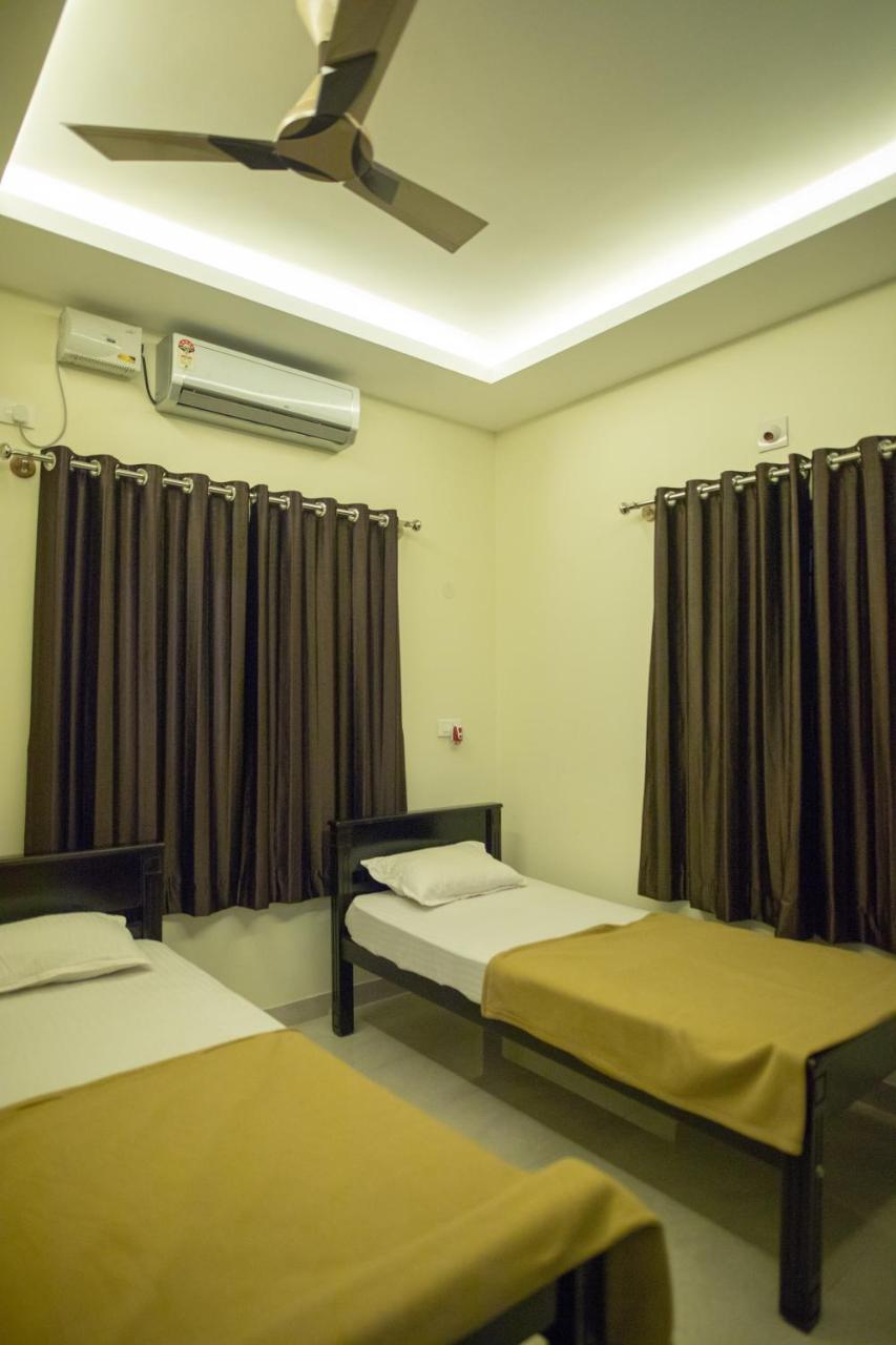Aikya Apartment Mangalore Exterior photo